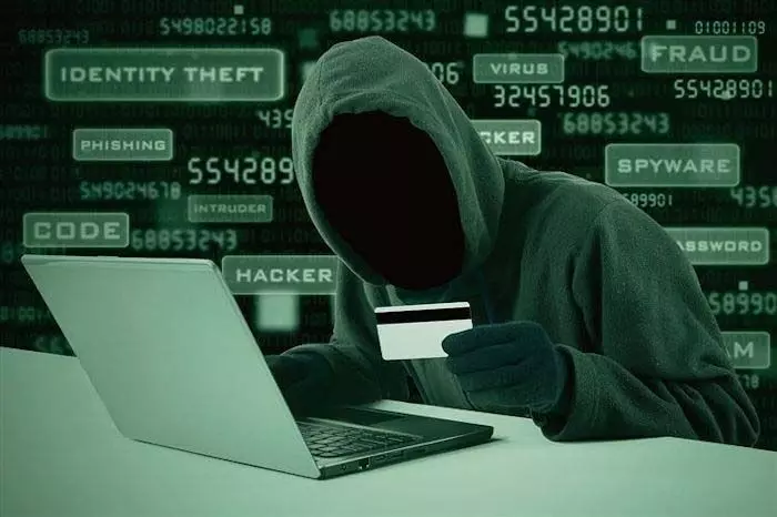 2 लोग ऑनलाइन धोखाधड़ी का शिकार हुए, 2 लाख रुपये गंवाए