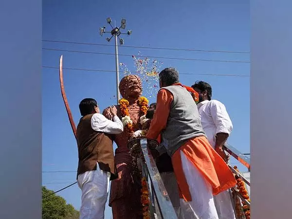 CM मोहन यादव ने हरियाणा में स्वतंत्रता सेनानी राव तुलाराम सिंह को दी श्रद्धांजलि