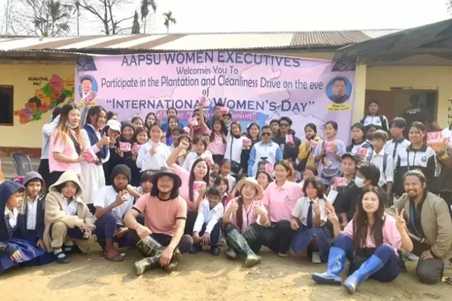AAPSU की महिलाओं ने पुरोइक कॉलोनी में IWD का जश्न मनाया