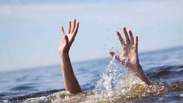 नदी में नहाते समय पुलिस अधिकारी की डूबकर मौत