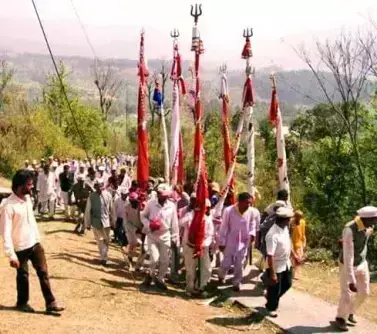 कल्याण समिति की ओर से हल्द्वानी में बृज की होली की धूम