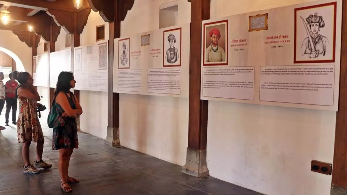 देशी-विदेशी पर्यटकों के लिए अच्छी खबर: राजबाड़ा पर हेरिटेज प्रदर्शनी आज से