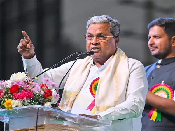 बीजेपी ने रची है संविधान बदलने की साजिश, कर्नाटक के सीएम सिद्धारमैया ने कहा