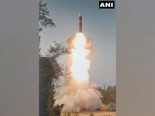 Mission Divyastra: MIRV के साथ अग्नि-5 मिसाइलें एक बड़े क्षेत्र में 3 अलग-अलग लक्ष्यों को भेदने में सक्षम होंगी