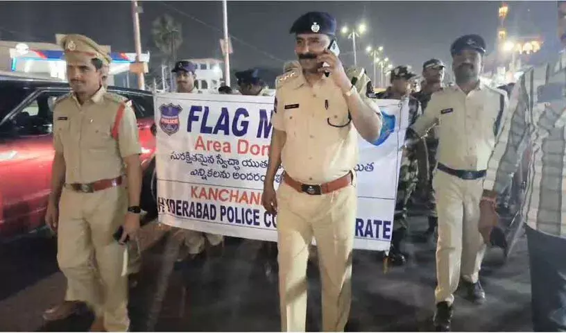 हैदराबाद पुलिस ने मार्फा ड्रमर्स के साथ जीवंत फ्लैग मार्च का आयोजन