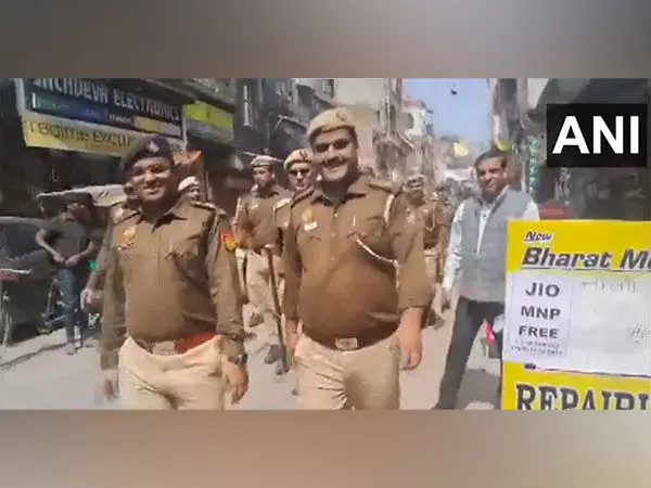CAA लागू होने के बाद सुरक्षा चिंताओं के बीच दिल्ली पुलिस ने राष्ट्रीय राजधानी में फ्लैग मार्च किया