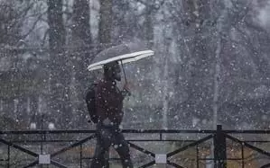जम्मू-कश्मीर में बुधवार को कई स्थानों पर बारिश-बर्फबारी की संभावना: मौसम विभाग