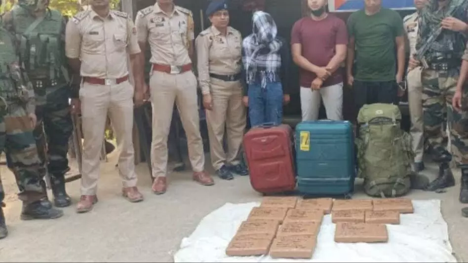 त्रिपुरा असम राइफल्स ने 9.2 लाख रुपये के मारिजुआना के साथ तीन ड्रग तस्करों को गिरफ्तार