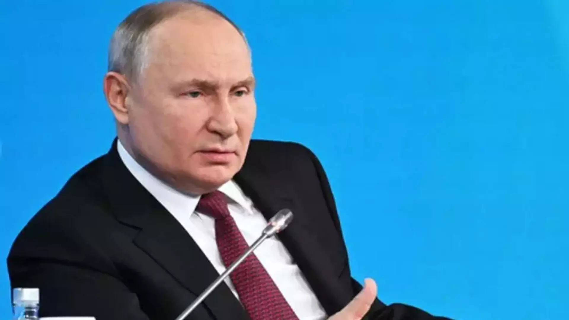 पुतिन ने रूसियों से आगामी राष्ट्रपति चुनाव में मतदान करने का आग्रह किया