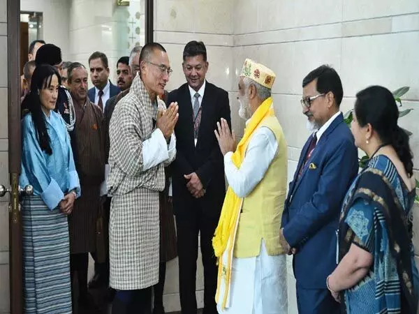 भूटान के प्रधानमंत्री पद संभालने के बाद पहली विदेश यात्रा पर भारत पहुंचे