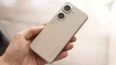 ASUS Zenfone 11 Ultra 50MP कैमरा के साथ हुआ लॉन्च