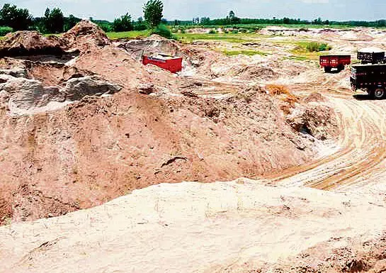 चार साल में महेंद्रगढ़ में 473 अवैध रेत खनन के मामले सामने आए