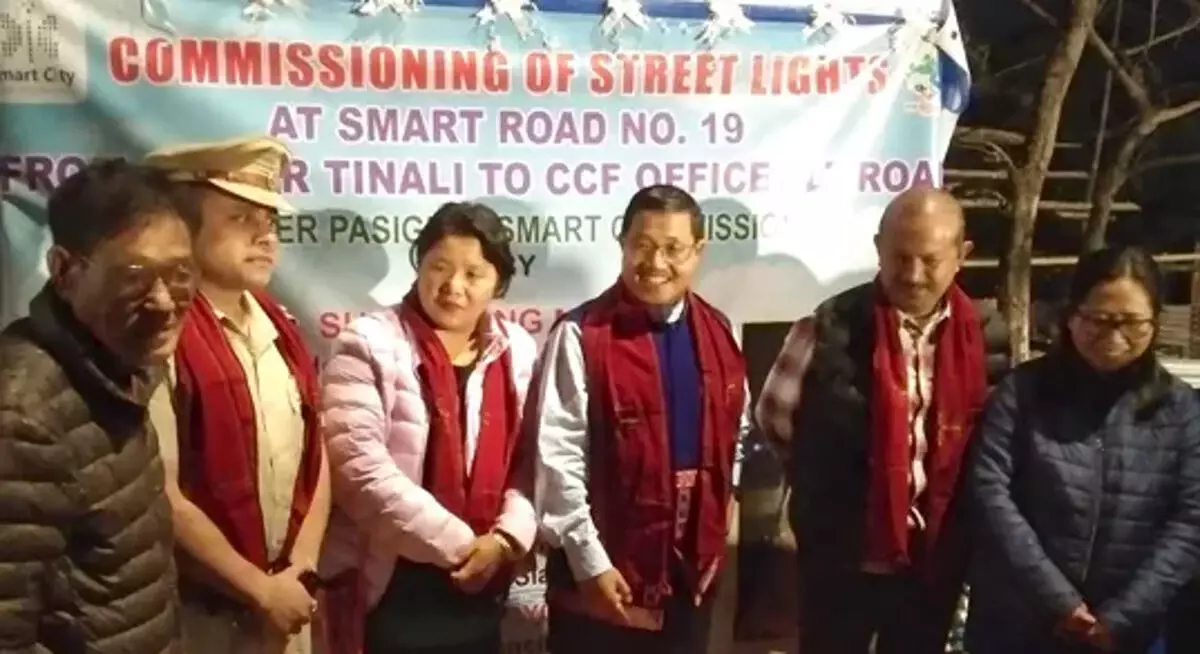 अरुणाचल प्रदेश स्मार्ट रोड और स्ट्रीटलाइट्स का उद्घाटन पासीघाट के बुनियादी ढांचे को बढ़ाता