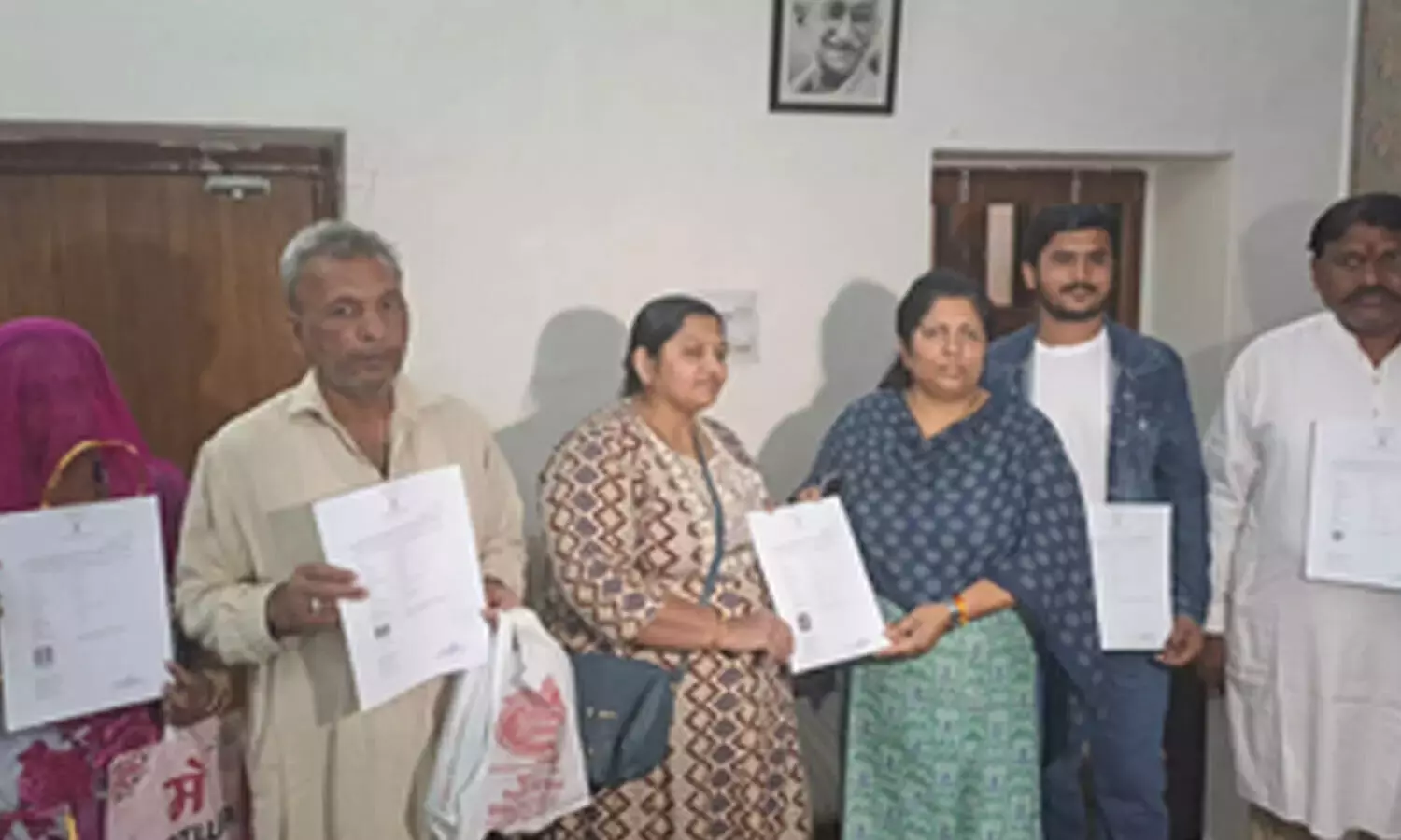 छह पाक विस्थापितों को मिली भारतीय नागरिकता जयपुर