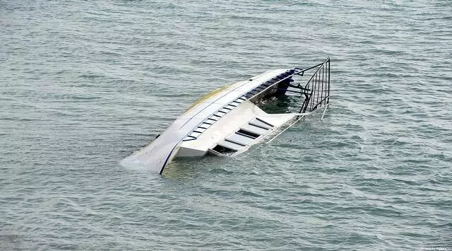तुर्की में प्रवासी नाव डूबने से कम से कम 21 लोगों की मौत
