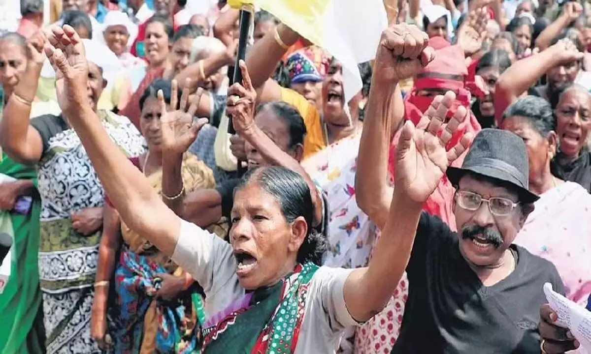 केरल सरकार ने विझिंजम बंदरगाह प्रदर्शनकारियों के खिलाफ 157 मामले वापस ले लिए