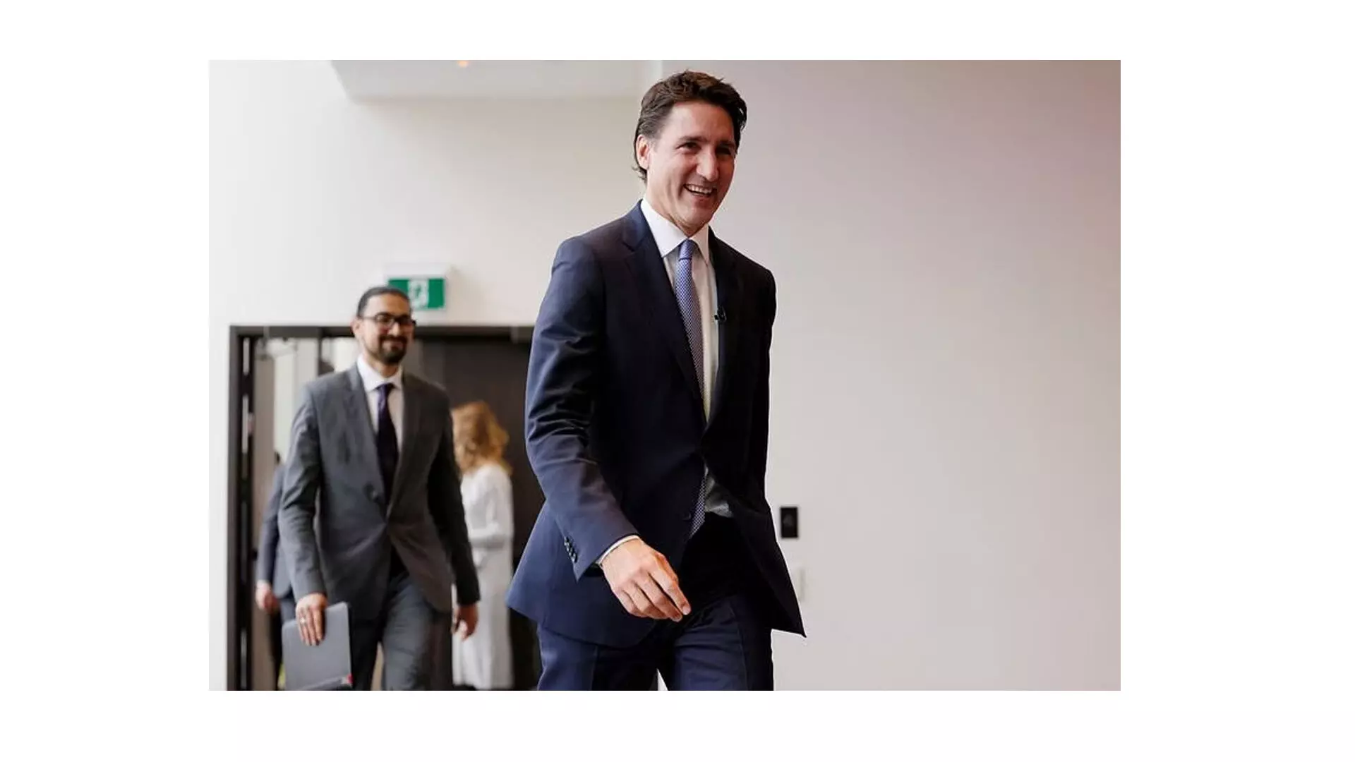 कनाडा के प्रधानमंत्री ट्रूडो का कहना है कि वह अक्सर अपनी पागल नौकरी छोड़ने पर विचार करते हैं, लेकिन रुकेंगे