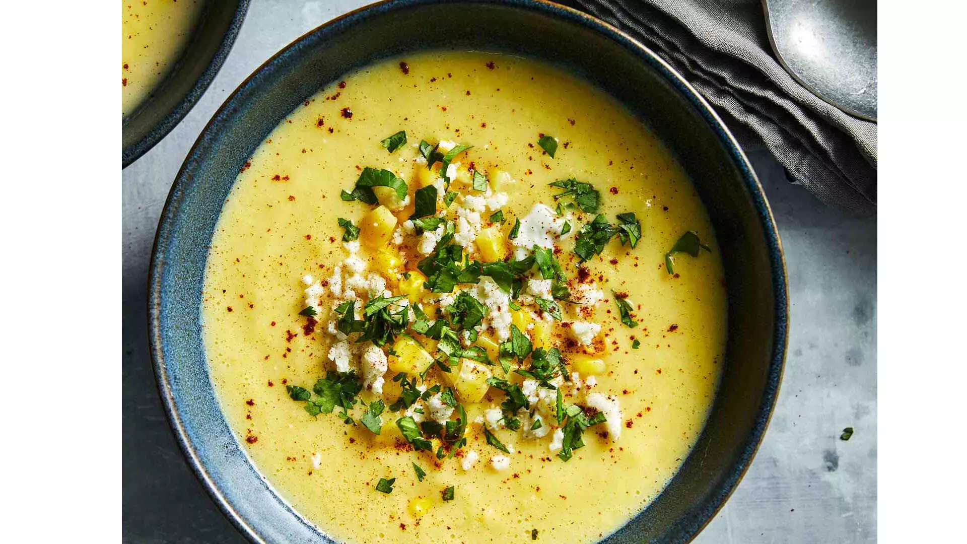 स्वास्थ्यप्रद और स्वादिष्ट स्वीट कॉर्न सूप, रविवार के रात्रि भोजन के लिए एक उत्तम व्यंजन