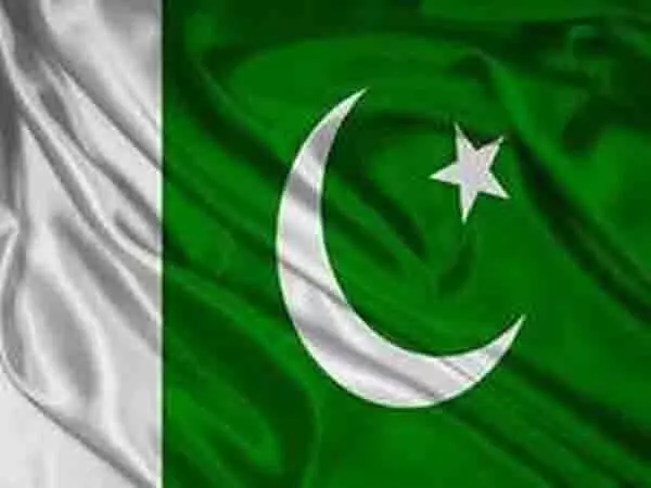 पाकिस्तान सरकार ने इमरान खान की पार्टी पर आईएमएफ के साथ समझौते को विफल करने की कोशिश करने का आरोप लगाया