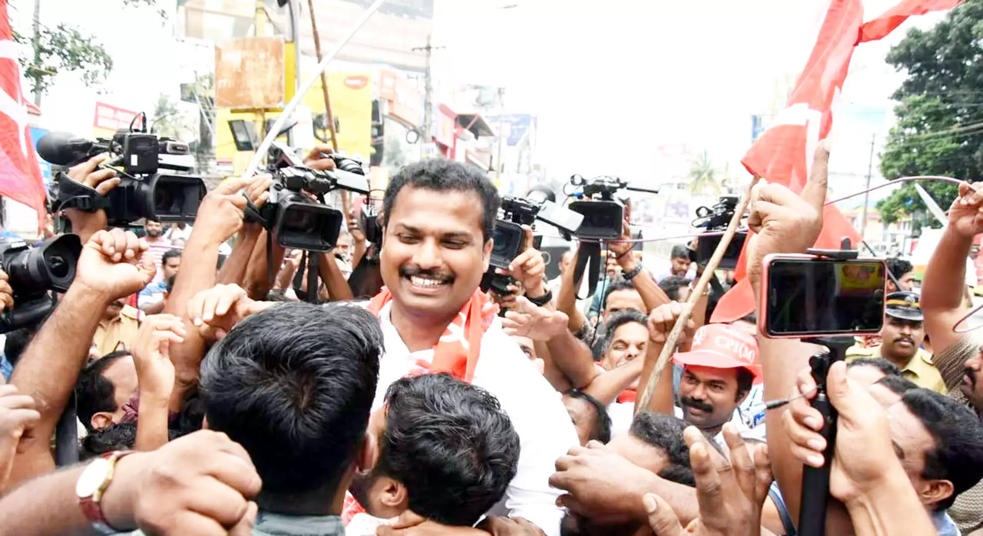 केरल: एलडीएफ, यूडीएफ ने लोकसभा में जीत का दावा किया, एनडीए ने पांच सीटों पर बड़ा दांव लगाया