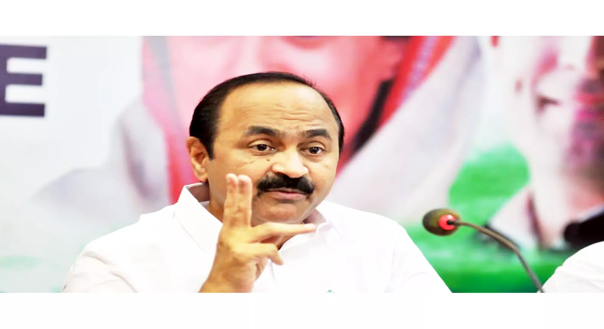 केरल के मुख्यमंत्री पिनाराई सीएए पर अपने सवालों से भाजपा को खुश करने की कोशिश कर रहे हैं: नेता प्रतिपक्ष सतीसन