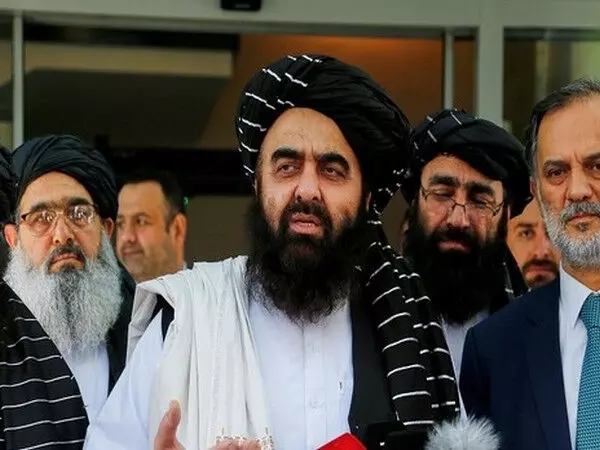 तालिबान के कार्यवाहक विदेश मंत्री ने पाकिस्तान के विदेश मंत्री को काबुल में आमंत्रित किया
