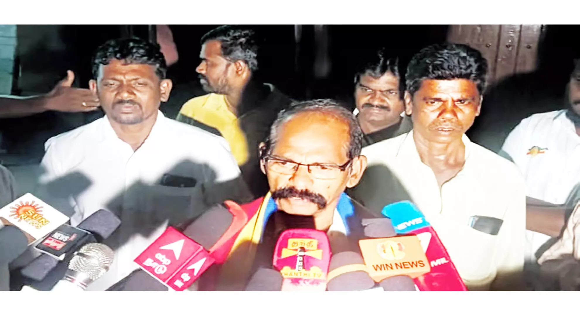 पीएमके भाजपा टीम में शामिल, अन्नाद्रमुक का आह्वान ठुकराया