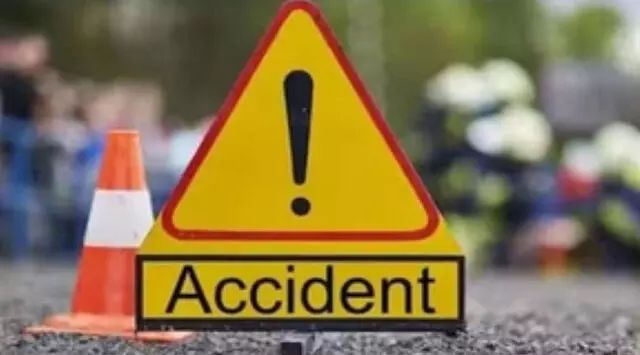ओडिशा के नबरंगपुर में सड़क दुर्घटना में छात्र की मौत, 1 घायल