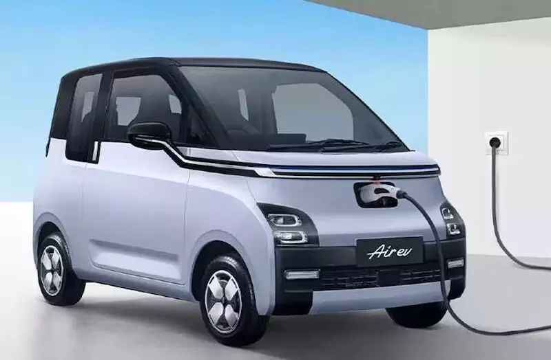 MG Motor भारत में लॉन्‍च करेंगी नई इलेक्ट्रिक कार, जानें कीमत व फीचर्स
