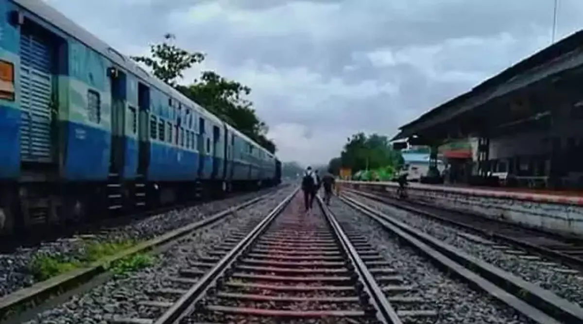 बारपेटा रोड रेलवे स्टेशन के पास ट्रेन पटरी से उतरी, किसी के हताहत होने की सूचना नहीं