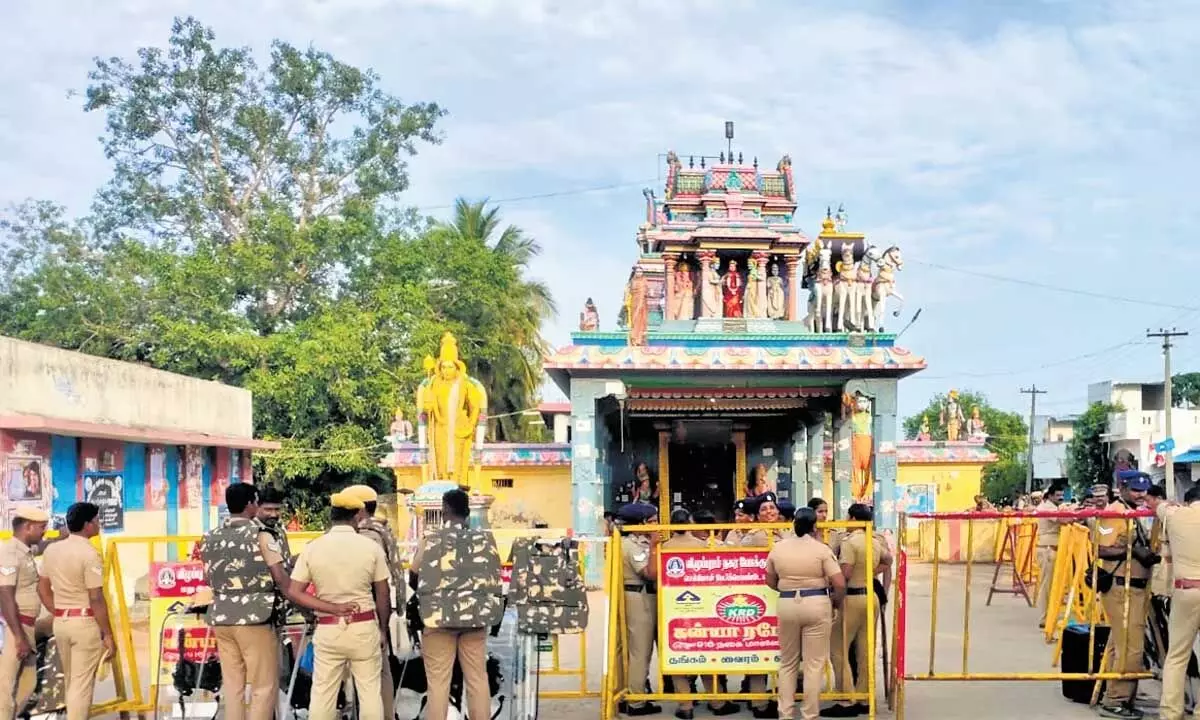 मद्रास HC ने द्रौपदी मंदिर को फिर से खोलने की अनुमति दी, भक्तों के लिए प्रवेश नहीं