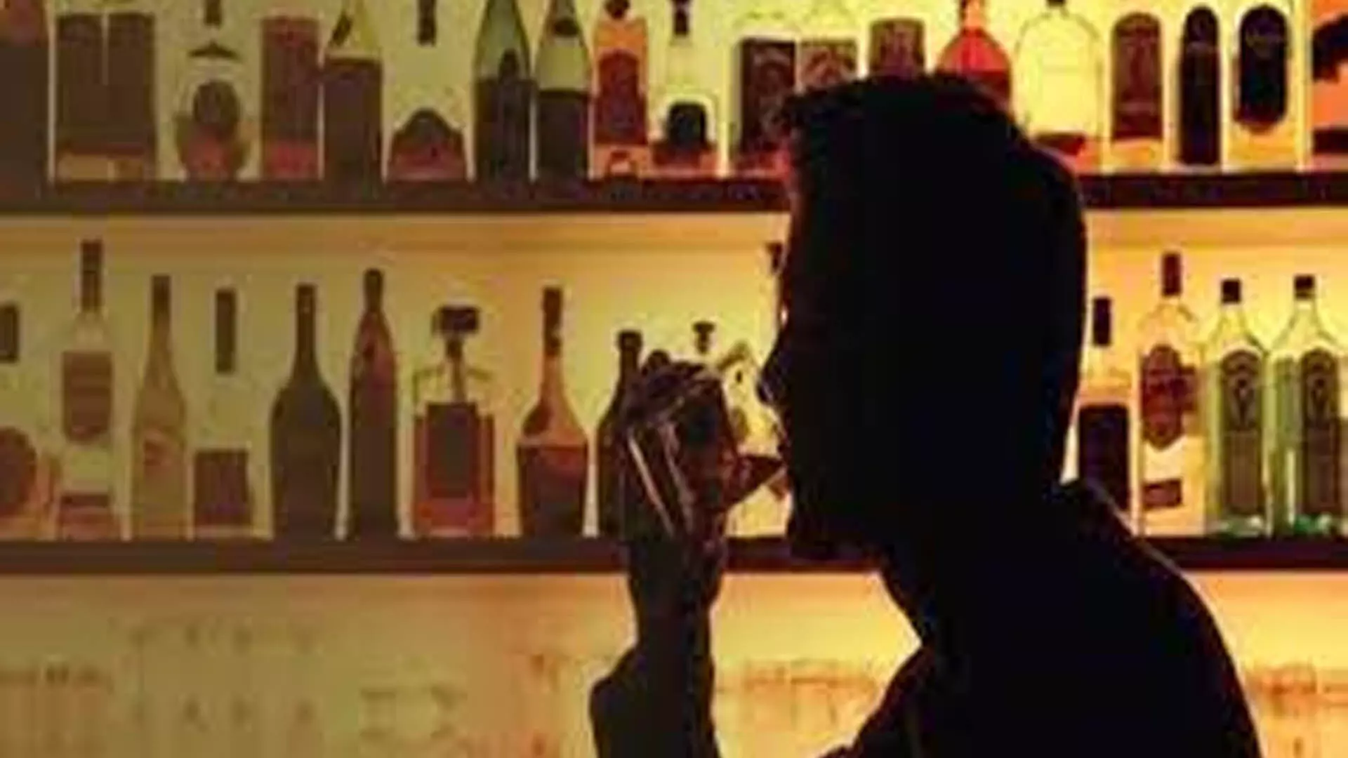 शराब विक्रेताओं ने गुजरात पुलिस  सुरक्षा देने से इनकार