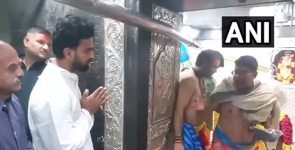 क्रिकेटर केएल राहुल ने की महाकालेश्वर मंदिर में पूजा