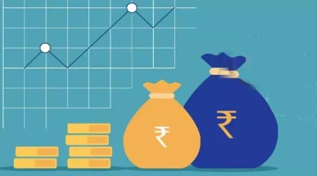 हालिया मंदी के बावजूद, पिछले 12 महीनों में स्मॉल और मिड कैप ने बड़े कैप से बेहतर प्रदर्शन किया