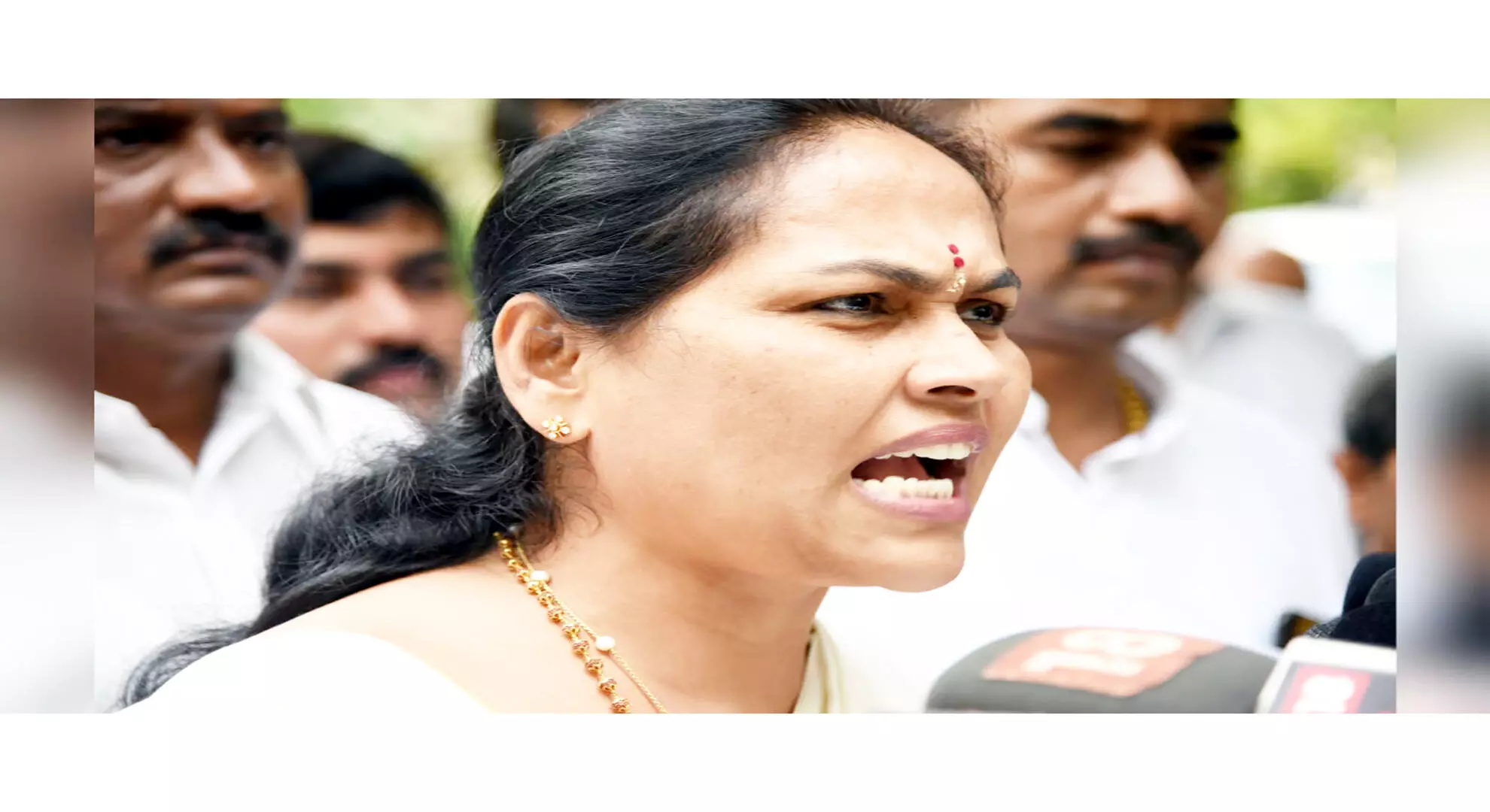 तमिलनाडु को रामेश्वरम कैफे विस्फोट से जोड़ने वाली टिप्पणी के लिए केंद्रीय मंत्री शोभा करंदलाजे पर मामला दर्ज किया गया