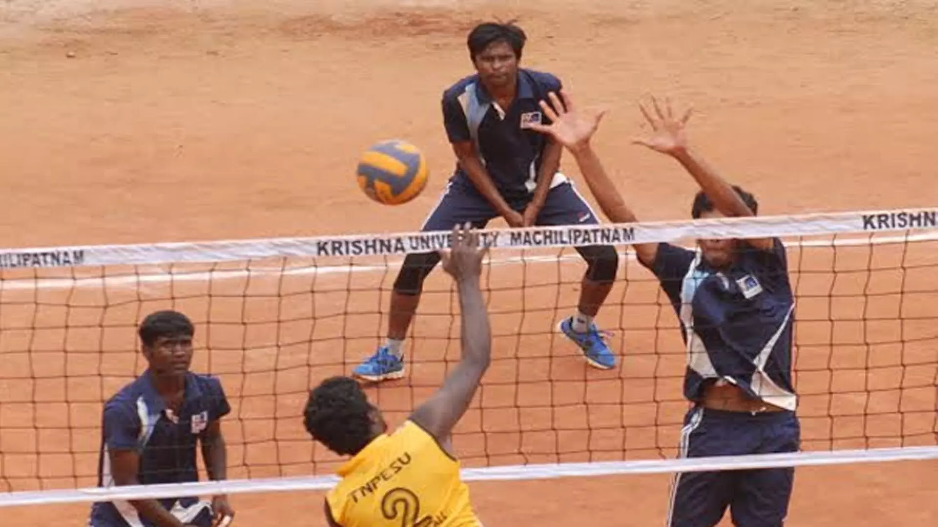ईस्ट कोस्ट रेलवे ने DRM कप वॉलीबॉल टूर्नामेंट आयोजित किया