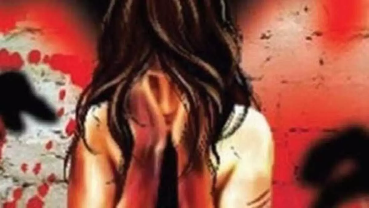 40 वर्षीय व्यक्ति को नाबालिग से बलात्कार के आरोप में 20 साल की जेल की सजा