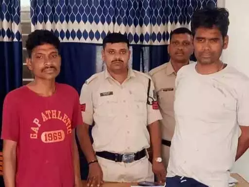 8 सौ की वसूली, 2 पुलिसकर्मियों को जेल