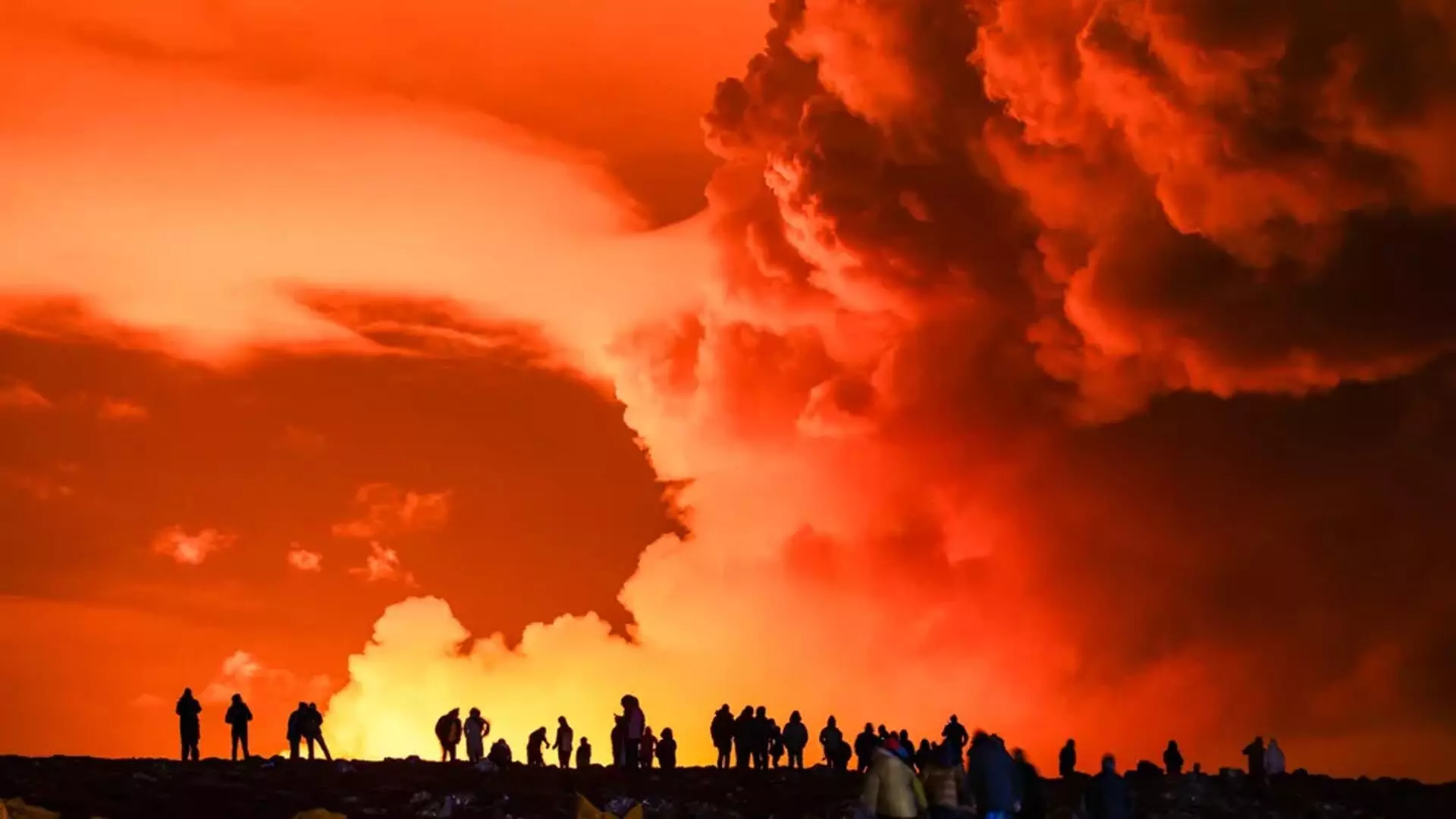 आइसलैंड ज्वालामुखी विस्फोट, जहरीली गैस का विशाल गुबार पूरे यूरोप में बढ़ रहा
