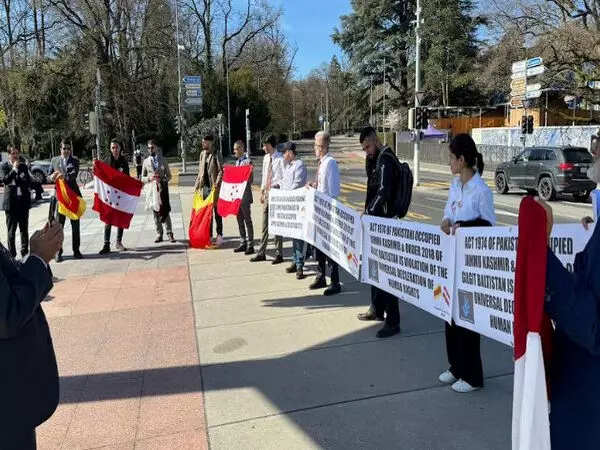 प्रदर्शनकारियों ने UN से पाकिस्तान से पीओके और गिलगित-बाल्टिस्तान को खाली करने का आग्रह करने का किया आह्वान