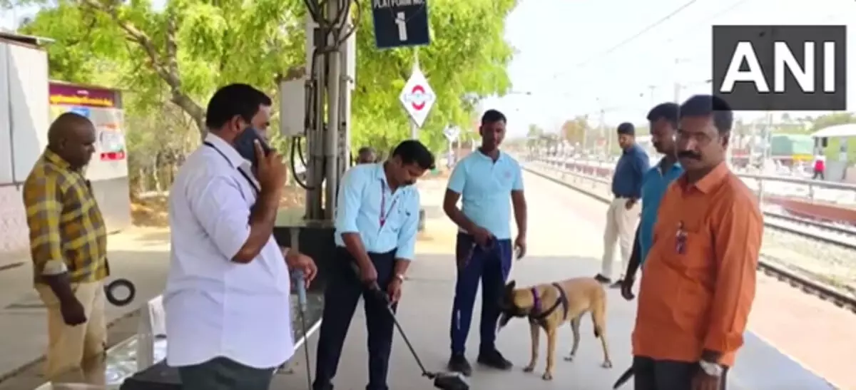 तमिलनाडु के पलानी रेलवे स्टेशन को मिली बम की धमकी, निकली फर्जी