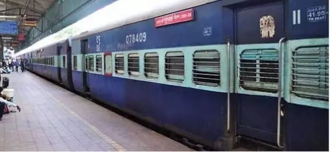 13 स्पेशल ट्रेन, होली मनाने घर जा रहे यात्रियों के लिए अच्छी खबर