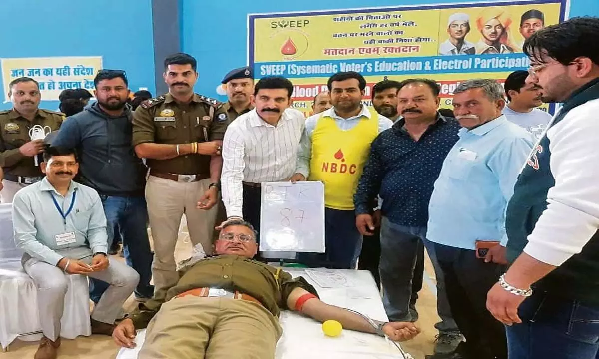 नूरपुर में आयोजित शिविर में 455 ने किया रक्तदान नूरपुर