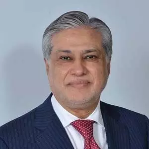 भारत के साथ व्यापार बहाल करने पर गंभीरता से विचार कर रहा पाकिस्तान: विदेश मंत्री इशाक डार