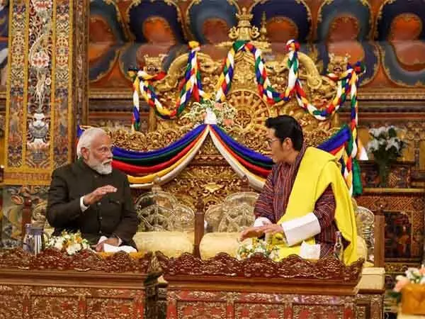 भूटान के राजा वांगचुक ने राजकीय यात्रा के बाद पीएम मोदी की प्रशंसा की