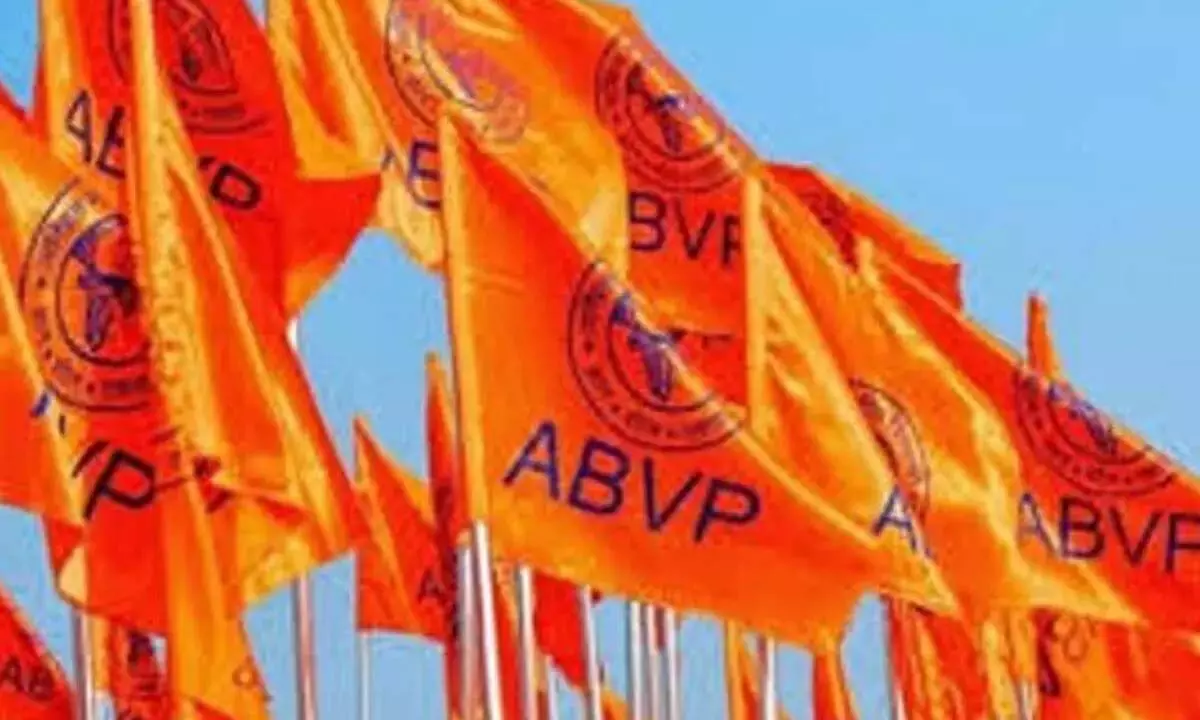 एबीवीपी ने एचसी के लिए पीजेटीएसएयू भूमि के हस्तांतरण का विरोध करने की कसम खाई