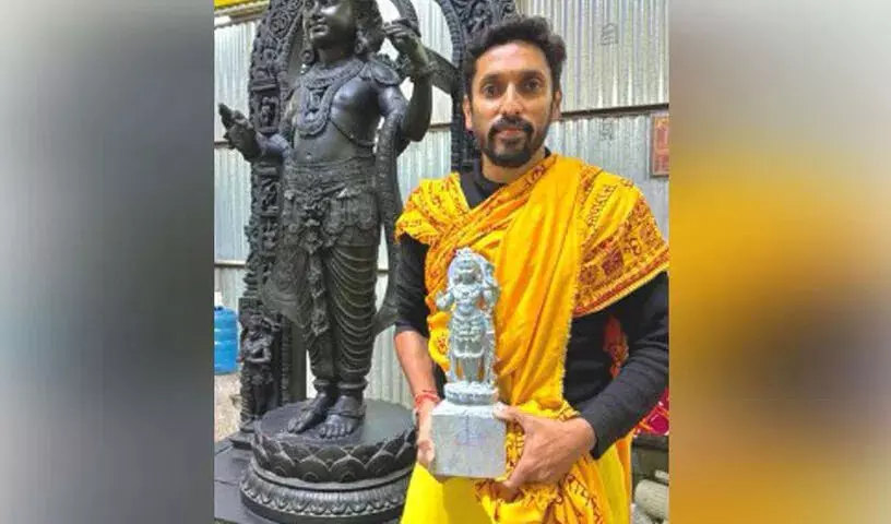 मूर्तिकार अरुण योगीराज ने लघु रामलला की मूर्ति बनाई