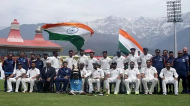 भारत और ऑस्ट्रेलिया के बीच बॉर्डर गावस्कर ट्रॉफी को पांच टेस्ट मैचों की सीरीज तक बढ़ाया गया