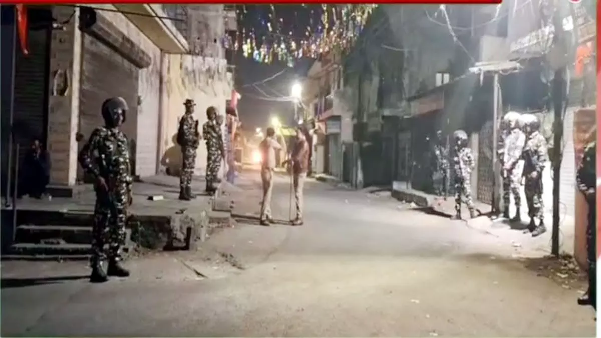 Dehradun : आपसी विवाद में फूटे सर, पुलिस ने संभाली स्थिति