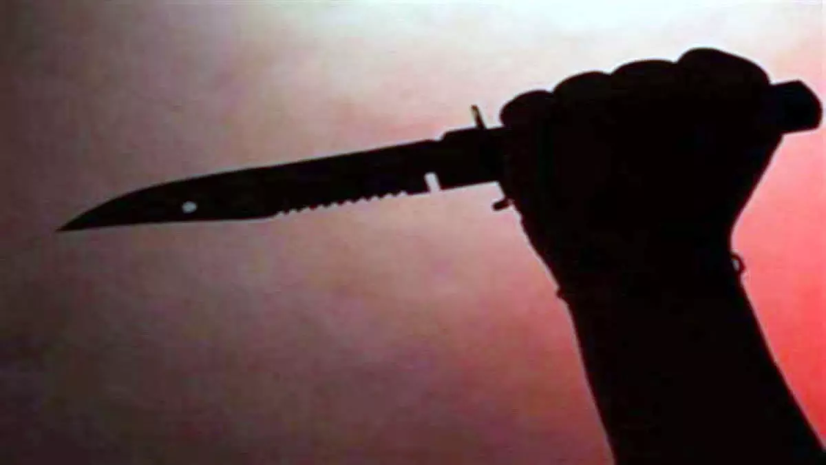 Jharkhand : जमीनी विवाद को लेकर दो लोगों की चाकू मारकर हत्या